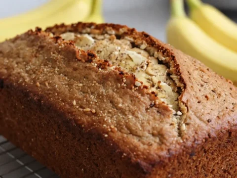 Easy 3-Ingredient Banana Bread